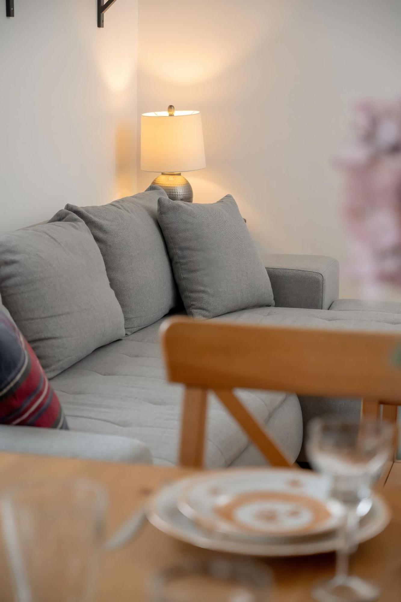 Pawlowa Stylish Apartment With Balcony & Home Office Wroclaw By Noclegi Renters Esterno foto